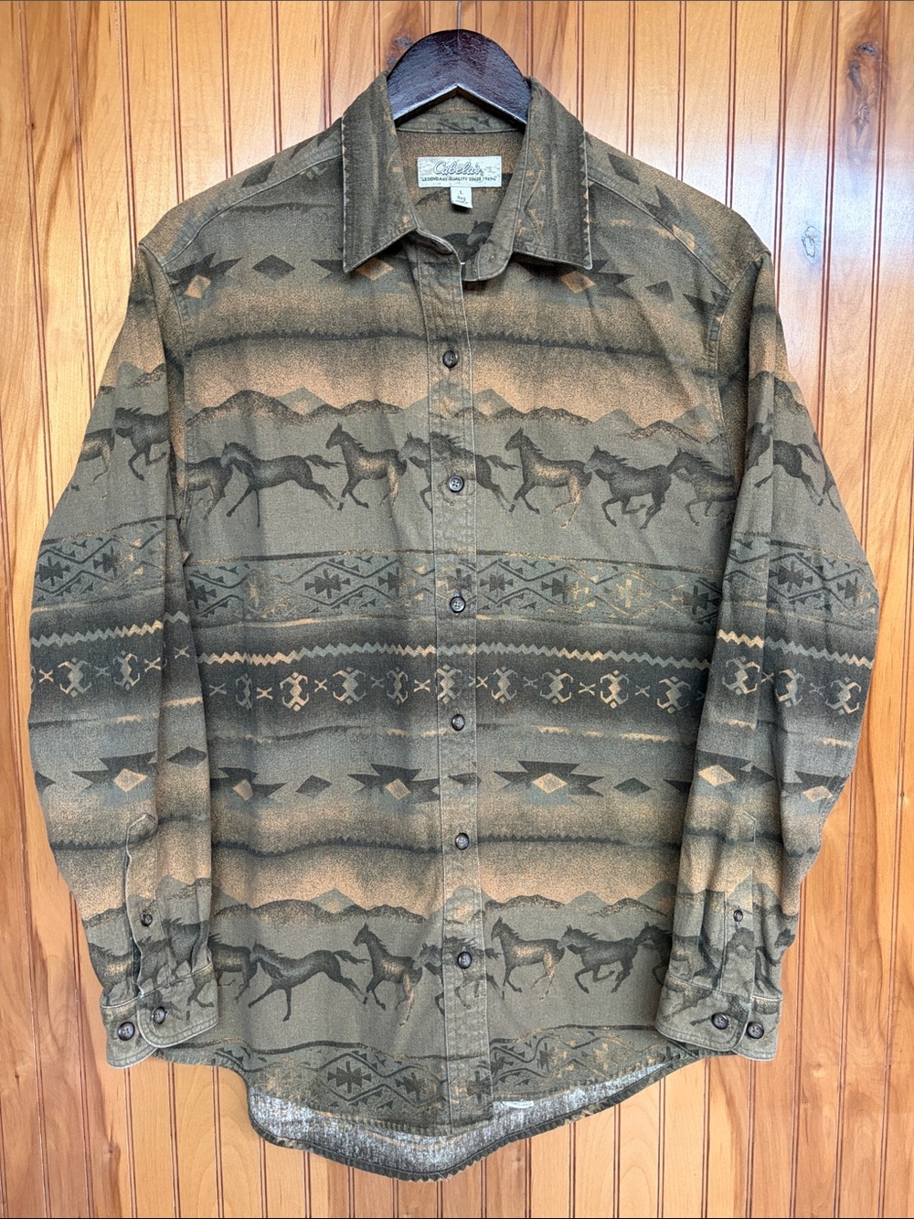 Cabela’s VTG Ladies Southwestern Horse Print Flannel ButtonUp Shirt (Shacket)